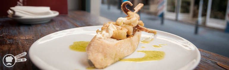 A El Mandil Restaurante Madrid Tenemosqueir Calamares con Cebolla Confitada y Alioli