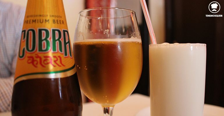 Cerveza India y Lassi Taj Mahal Restaurante Indio Madrid