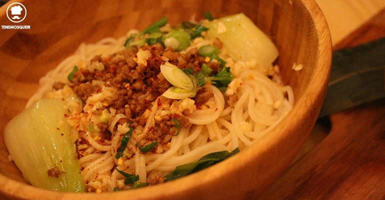 noodles-chan-street-restaurante-chino-madrid-moderno-tenemosqueir